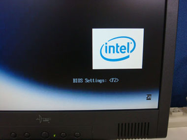 起動画面の「BIOS Settings」表示